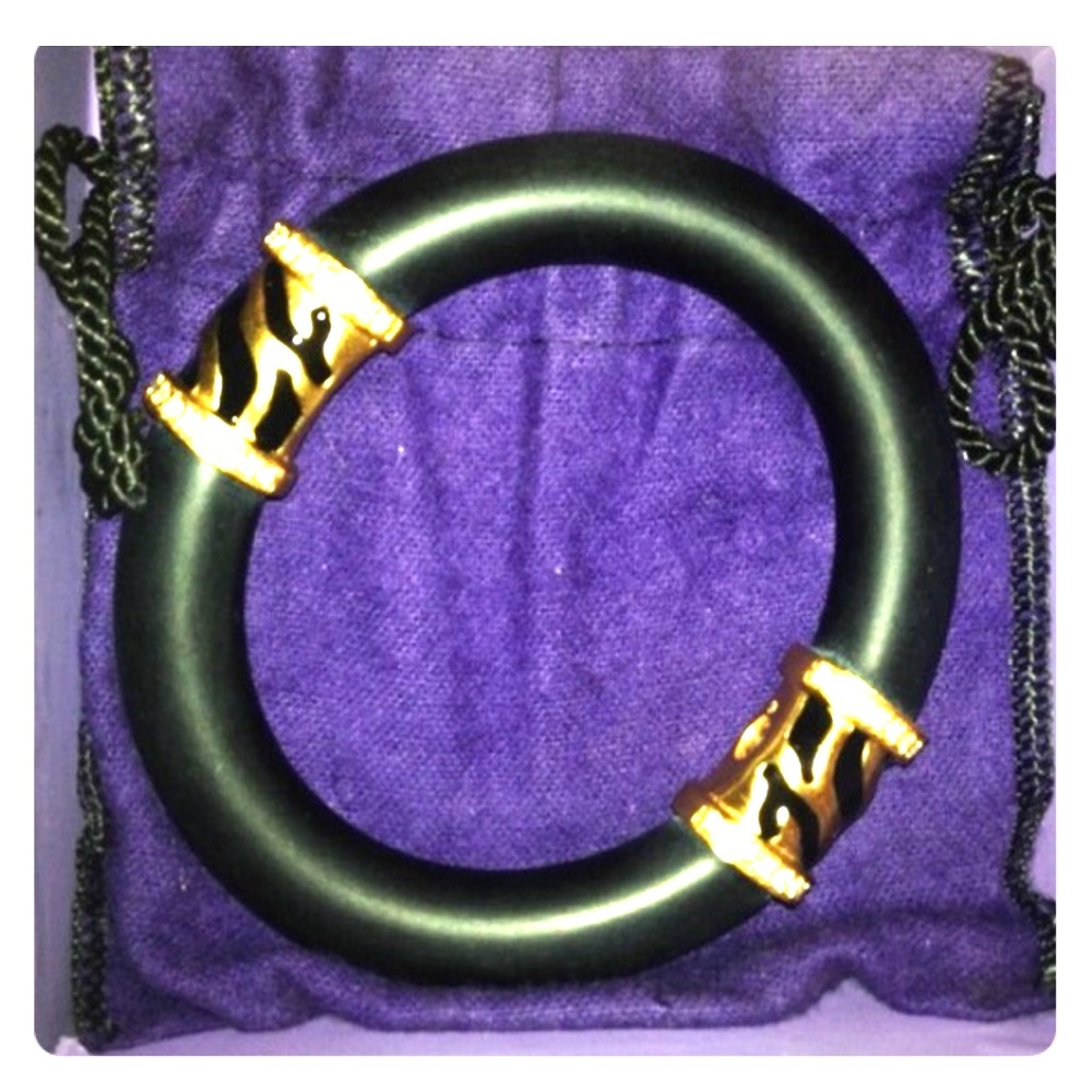 Elizabeth Taylor Avon 22K GP 1994 collection